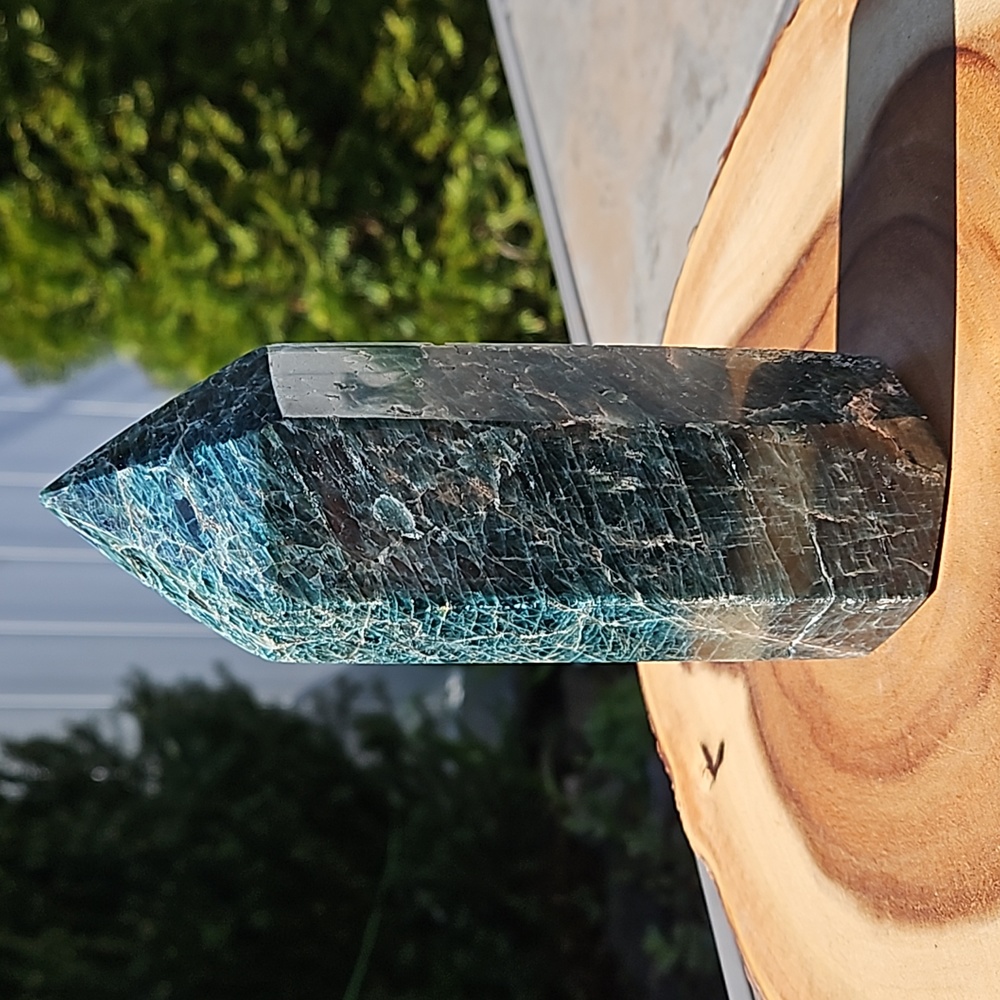 Large Green Apatite Tower 890 grams 6.5"